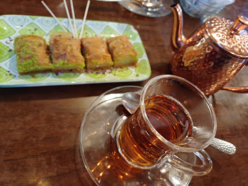 Photo of Yalla Yalla - 65 High St, Hemel Hempstead HP1 3AF